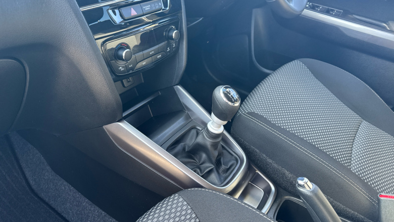 Suzuki Vitara 1.4 Boosterjet 48V Hybrid SZ-T 5dr Petrol Estate